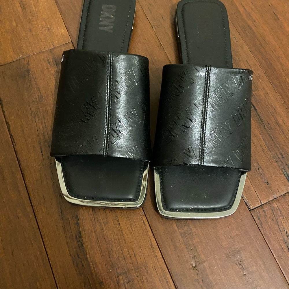DKNY Sandals size 9 only worn one time out of the house